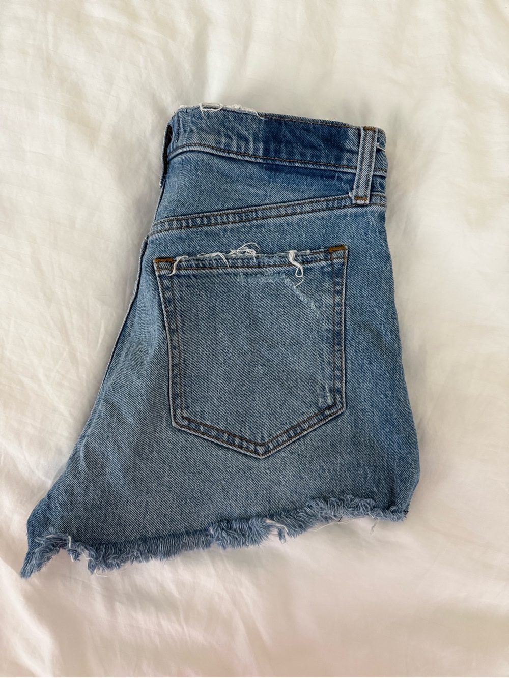Abercrombie & Fitch The Mom Short - High Rise